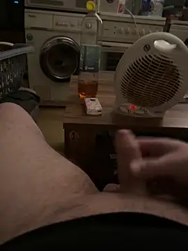 Snapshot of MatThiAs2806 chatting on March 3, 6:47 pm MatThiAs2806 online show from March 3, 6:47 pm