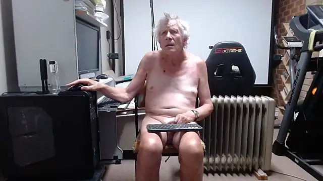 Snapshot of unclek23 chatting on February 14, 6:54 am unclek23 online show from February 14, 6:54 am