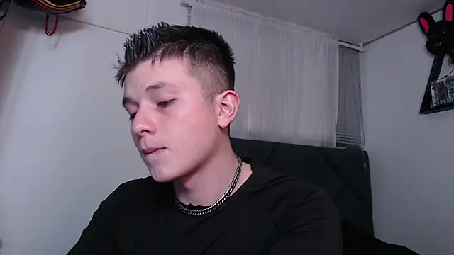 MathewCollin online show from January 9, 10:22 pm