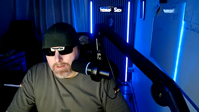 DerPornoPete online show from February 11, 11:21 pm