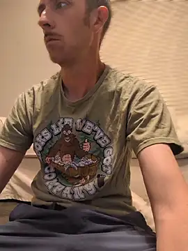 Snapshot of ednygma18626 chatting on June 14, 3:52 am ednygma18626 online show from June 14, 3:52 am