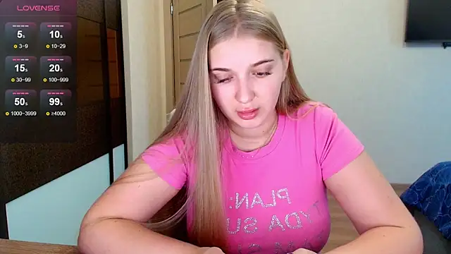 Adr1ana  online show from November 7, 8:03 am