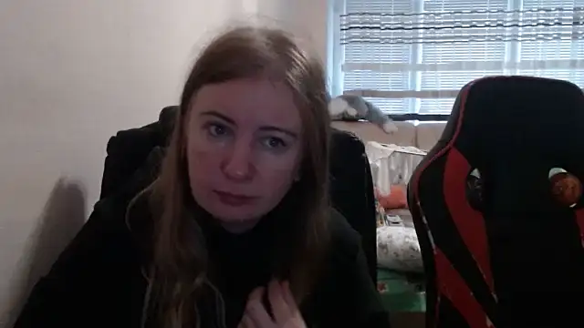 PeterAndJen online show from October 24, 6:10 am