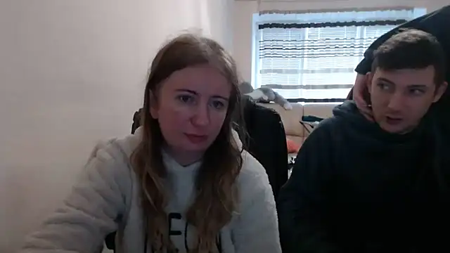 PeterAndJen online show from November 10, 8:13 am