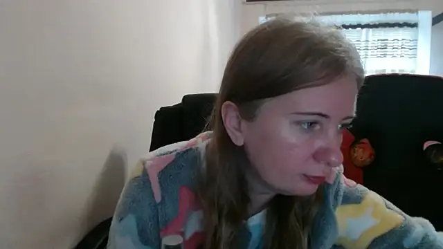 PeterAndJen online show from November 26, 7:42 am