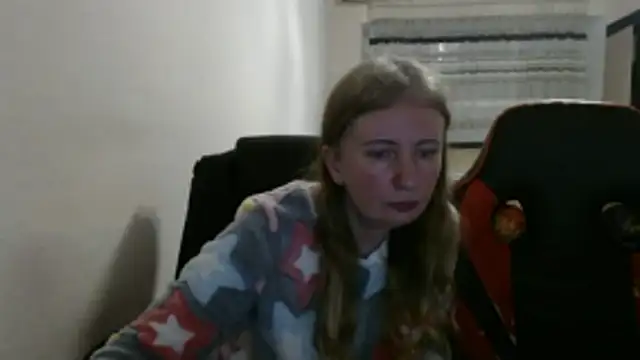 PeterAndJen online show from November 27, 8:11 pm