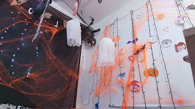 Snapshot of timkerbell_ chatting on October 14, 7:14 pm timkerbell online show from October 14, 7:14 pm