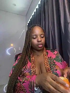 PRIMAGODDESS online show from April 4, 6:44 am