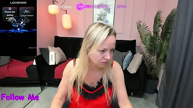 Snapshot of GabrielGold chatting on July 23, 8:07 pm GabrielGold online show from July 23, 8:07 pm