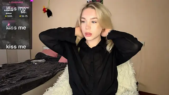 Snapshot of ariashaa chatting on October 25, 2:13 pm ariashaa online show from October 25, 2:13 pm