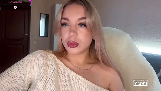 Snapshot of ariashaa chatting on November 25, 12:38 pm ariashaa online show from November 25, 12:38 pm