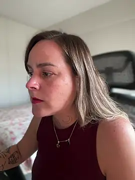 Snapshot of misslulipop chatting on March 20, 10:29 pm misslulipop online show from March 20, 10:29 pm