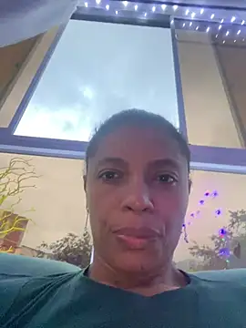 Snapshot of angelica_af chatting on December 17, 10:43 pm angelica af online show from December 17, 10:43 pm