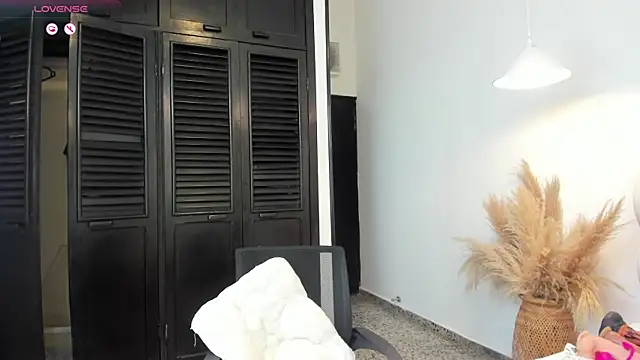 Snapshot of angelica_af chatting on October 21, 6:30 pm angelica af online show from October 21, 6:30 pm