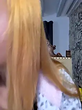 Snapshot of kylie_blck chatting on February 2, 4:11 am kylie blck online show from February 2, 4:11 am