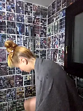 Snapshot of kylie_blck chatting on March 26, 3:45 am kylie blck online show from March 26, 3:45 am
