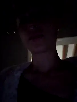 Snapshot of kylie_blck chatting on April 26, 2:42 am kylie blck online show from April 26, 2:42 am