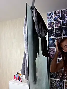 Snapshot of kylie_blck chatting on May 2, 2:16 am kylie blck online show from May 2, 2:16 am
