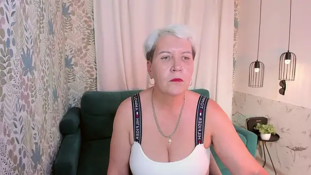 Snapshot of KathySunn chatting on June 15, 2:41 pm KathySunn online show from June 15, 2:41 pm