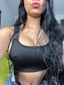 Snapshot of Angela_isabella chatting on May 11, 9:56 pm Angela isabella online show from May 11, 9:56 pm