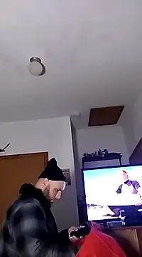 Snapshot of Dnbigo89 chatting on December 26, 9:33 am Dnbigo89 online show from December 26, 9:33 am