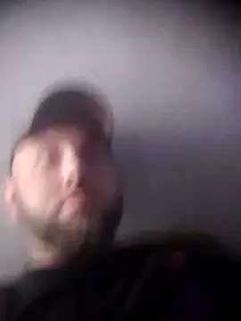 Snapshot of Dnbigo89 chatting on September 25, 10:08 am Dnbigo89 online show from September 25, 10:08 am