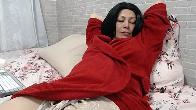 sweet luana online show from March 12, 5:24 am