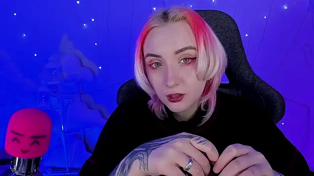 AsheLucker online show from February 15, 5:17 pm