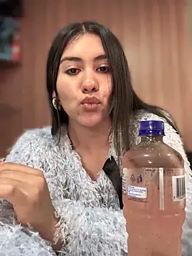 Ambar pe  online show from November 23, 7:46 pm