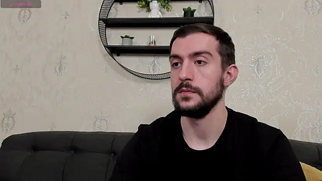 Snapshot of Dylan_Best chatting on February 2, 9:57 pm Dylan Best online show from February 2, 9:57 pm