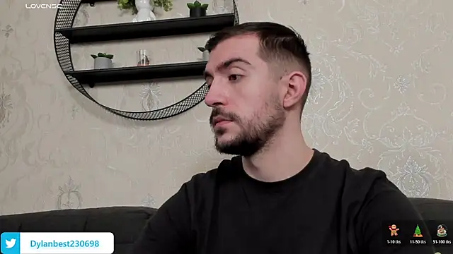 Snapshot of Dylan_Best chatting on February 19, 9:44 pm Dylan Best online show from February 19, 9:44 pm
