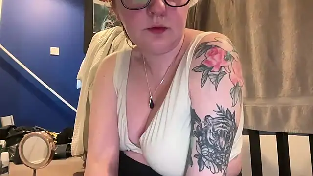 short sweetpea online show from March 11, 10:21 am