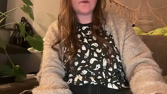 short sweetpea online show from April 22, 9:38 pm