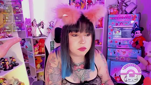 meda kawaii  online show from December 7, 6:26 pm