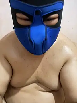 Snapshot of ilovepoochai chatting on November 13, 6:40 pm ilovepoochai online show from November 13, 6:40 pm