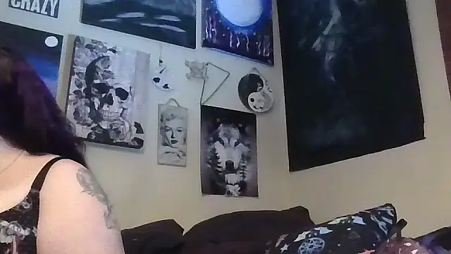 GothyBaby online show from November 3, 5:58 pm