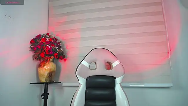 meedussa 20  online show from February 16, 1:13 am