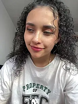 Lucy Marin online show from February 5, 10:01 pm