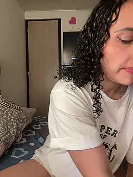 Lucy Marin online show from February 24, 11:30 pm