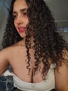 Snapshot of Lucy_Marin chatting on February 24, 4:27 pm Lucy Marin online show from February 24, 4:27 pm