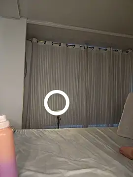 Snapshot of Lucy_Marin chatting on February 26, 3:11 pm Lucy Marin online show from February 26, 3:11 pm