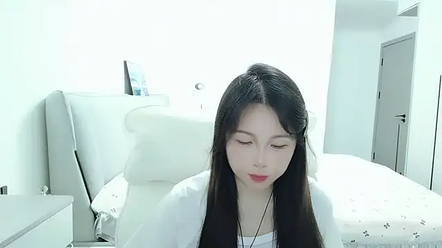 Snapshot of Sunset_glow chatting on May 7, 2:11 pm Sunset glow online show from May 7, 2:11 pm