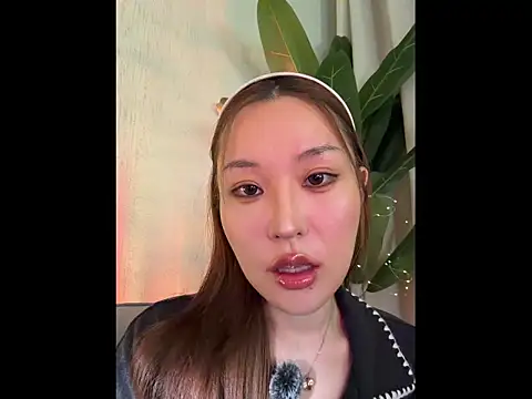 sphynx- - online show from October 29, 1:57 pm