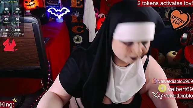 VelvetDiablo online show from October 27, 11:52 pm