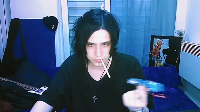 Snapshot of sademobeer chatting on May 14, 2:35 pm sademobeer online show from May 14, 2:35 pm