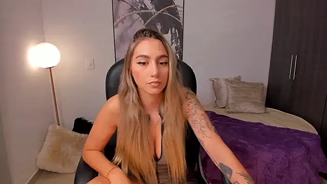 StacyConner online show from March 18, 12:49 am