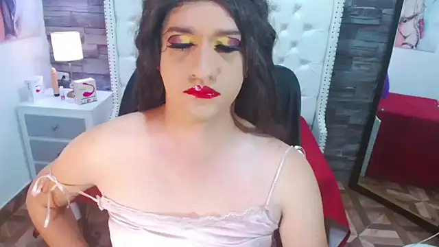TRINY TS online show from January 2, 8:46 pm