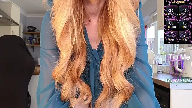 stripmequick online show from April 10, 9:25 am