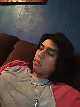 AlexAlejandro13 online show from February 15, 7:51 am