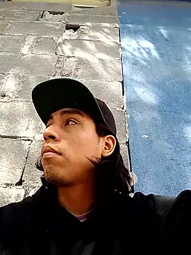 AlexAlejandro13 online show from February 18, 6:15 pm